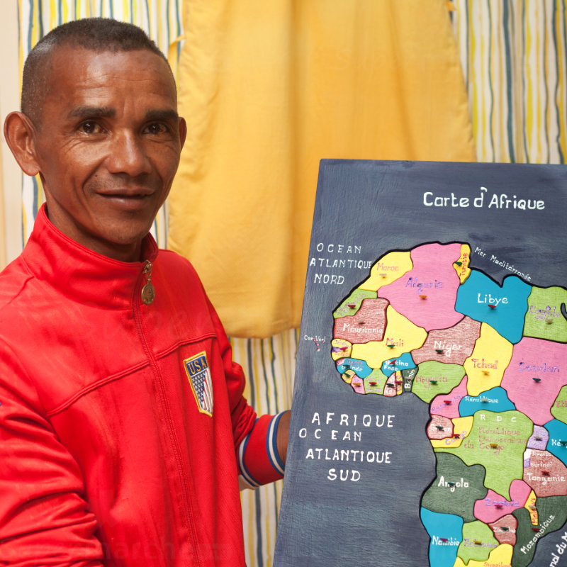 Tableau carte d’Afrique en puzzle fait main